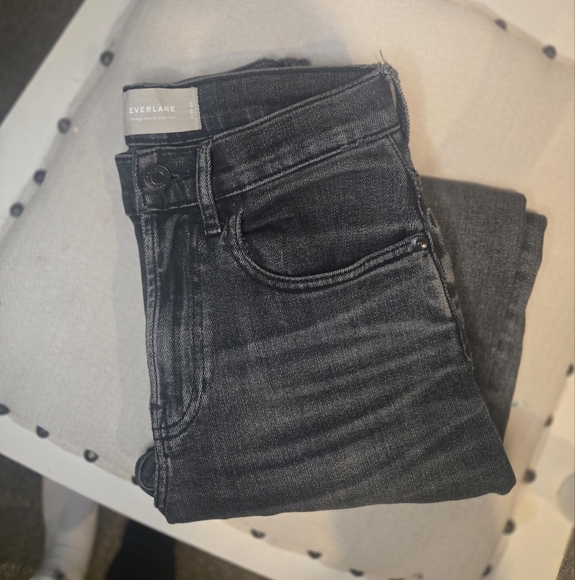 Everlane High Rise Straight Jean Black Wash - Picture 3 of 6